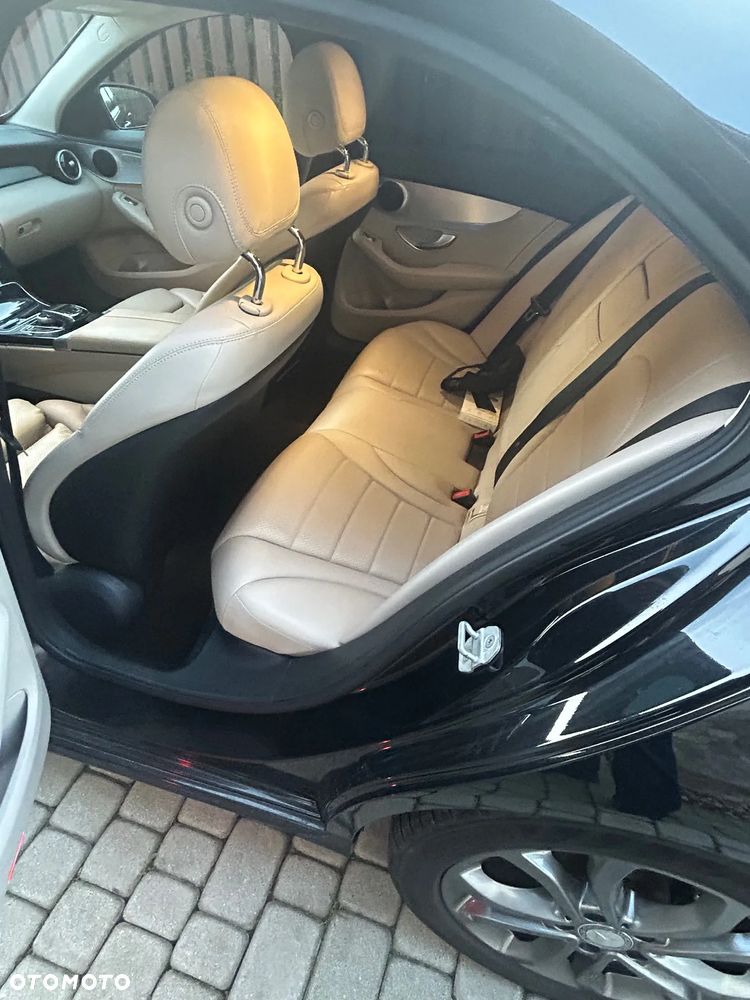 Mercedes-Benz Klasa C 180 7G-TRONIC - 4