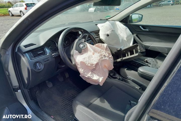 Rampa injectoare 03F133320C 03F133320C Skoda Rapid 3 [2012 - 2017] Sp - 8