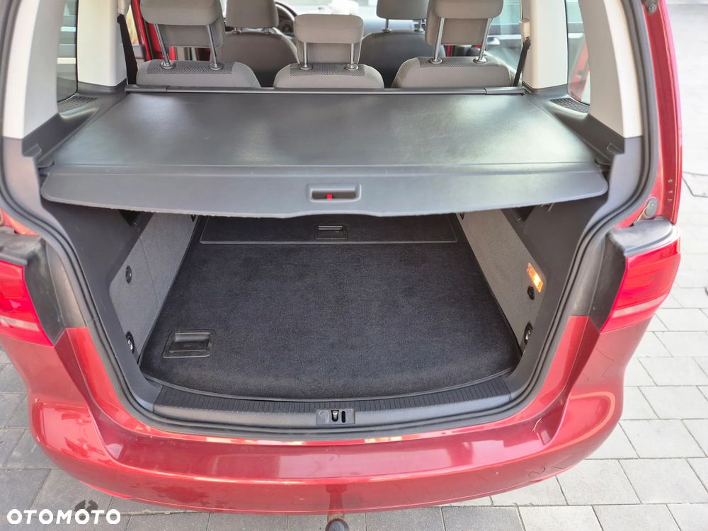 Volkswagen Touran - 7
