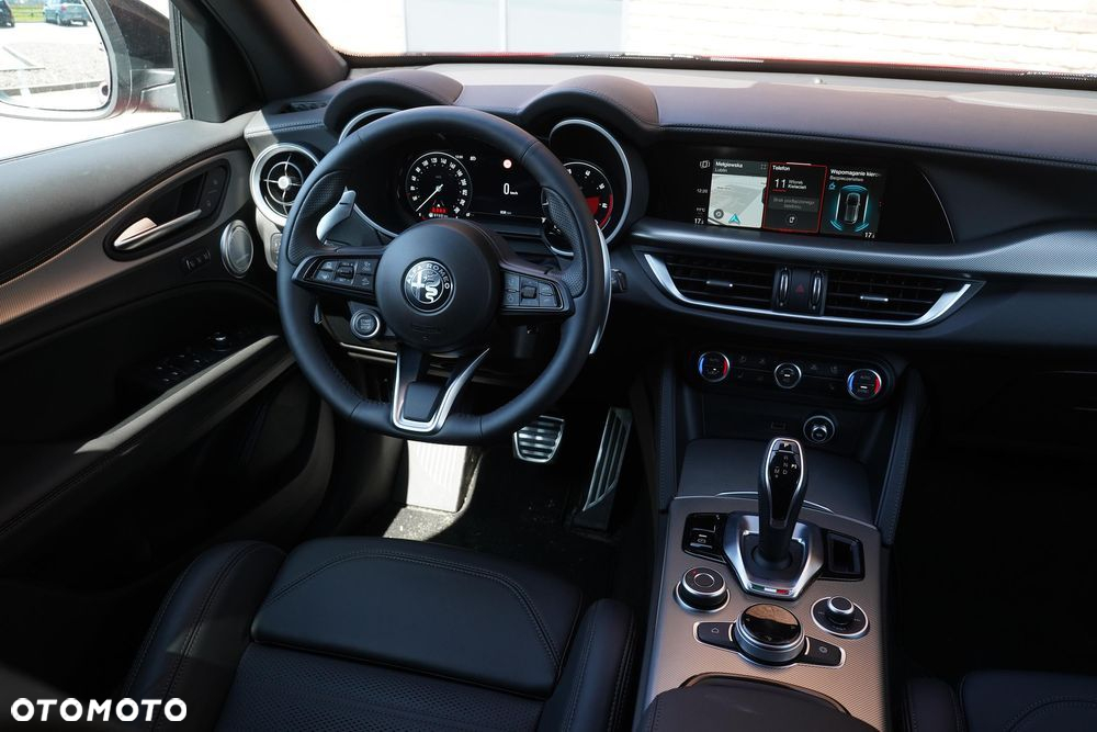 Alfa Romeo Stelvio 2.0 Turbo Veloce Q4 - 13