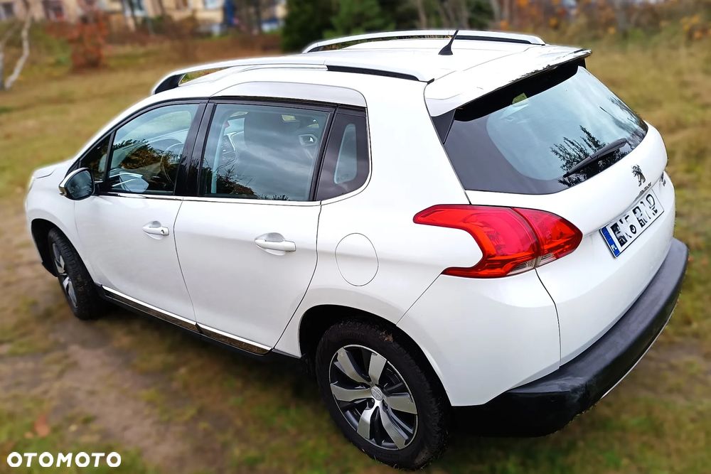 Peugeot 2008 e-HDi FAP 92 STOP & START Allure - 7