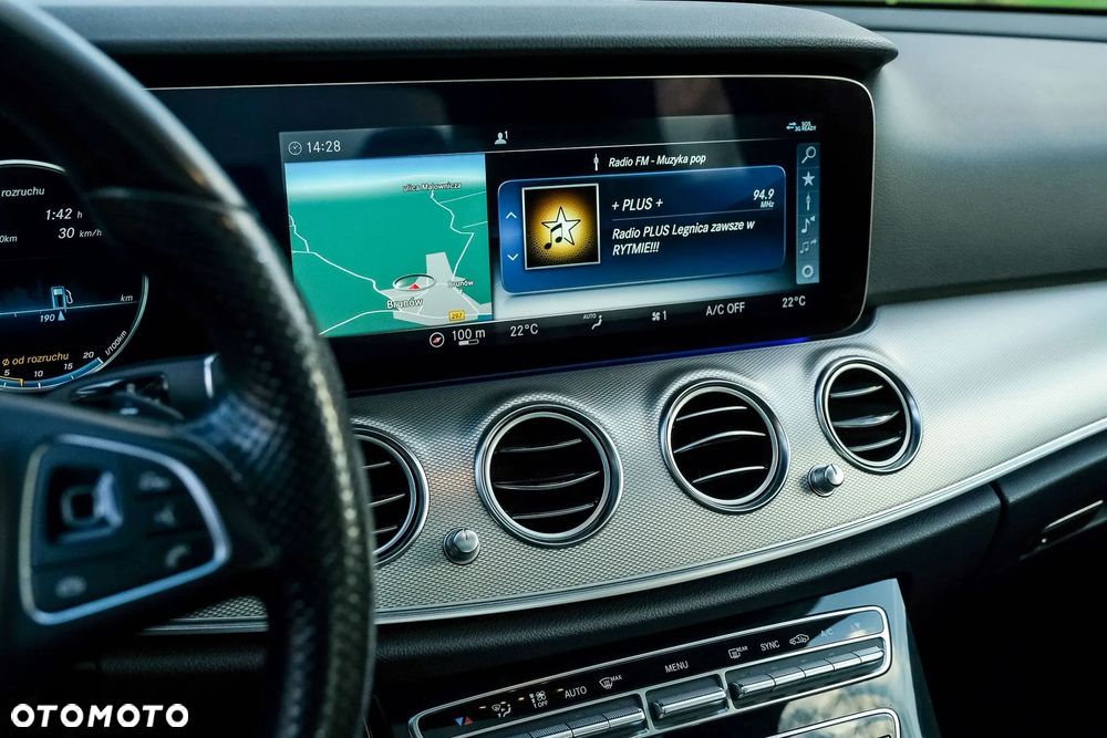 Mercedes-Benz Klasa E 220 d 9G-TRONIC - 17