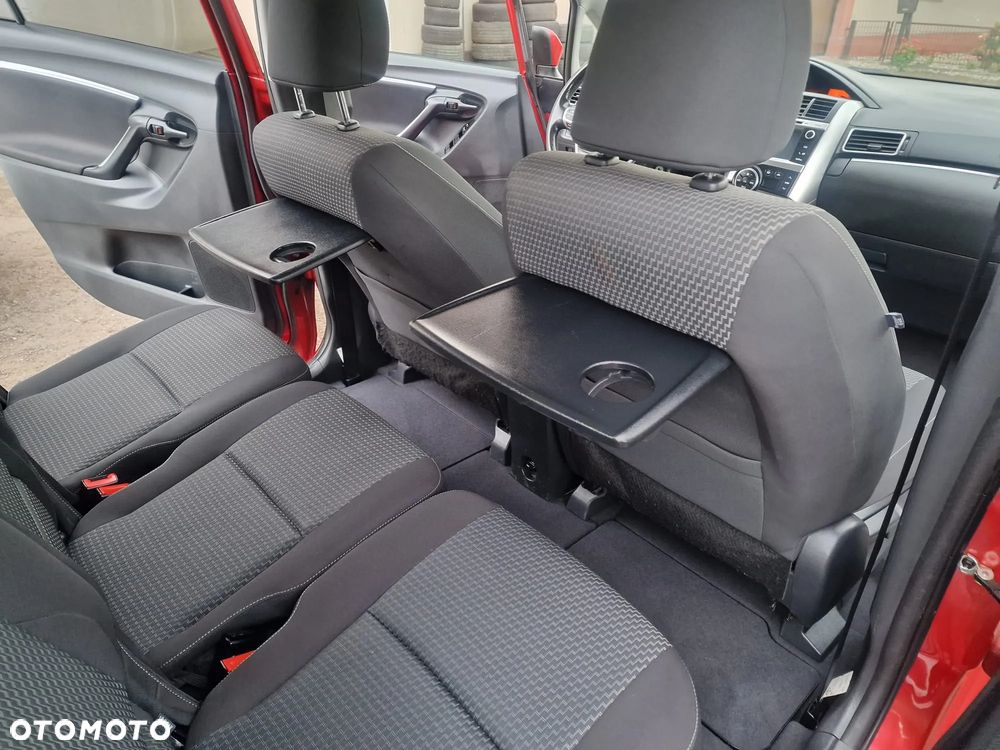 Toyota Verso - 16