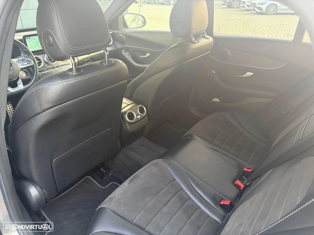 Mercedes-Benz C 300 de AMG Line - 13