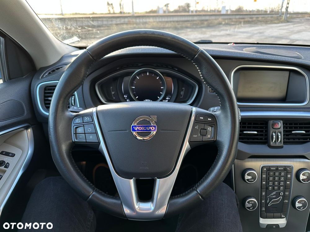 Volvo V40 D2 Momentum - 20