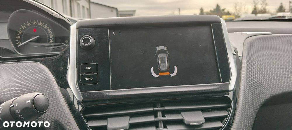 Peugeot 2008 1.2 Pure Tech GPF Style - 20