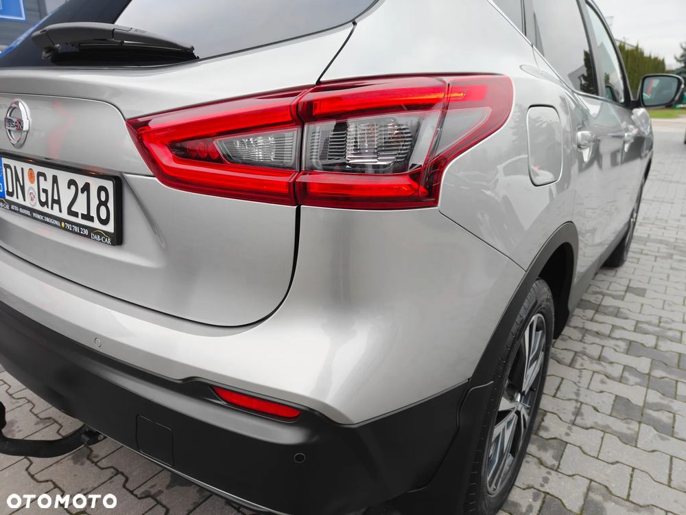 Nissan Qashqai 1.6 DIG-T TEKNA+ - 19