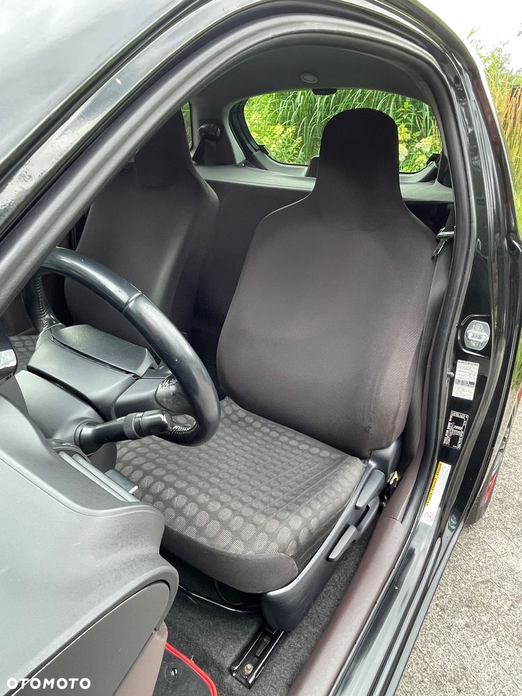 Toyota iQ 1.33 - 7