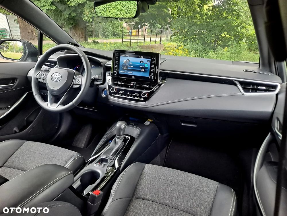 Toyota Corolla - 5