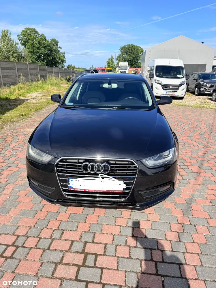 Audi A4 Avant 2.0 TDI - 8