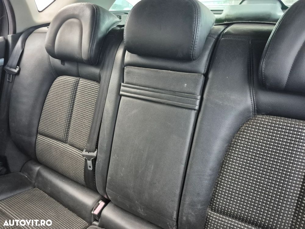 Peugeot 407 HDi 135 Automatik Sport - 40
