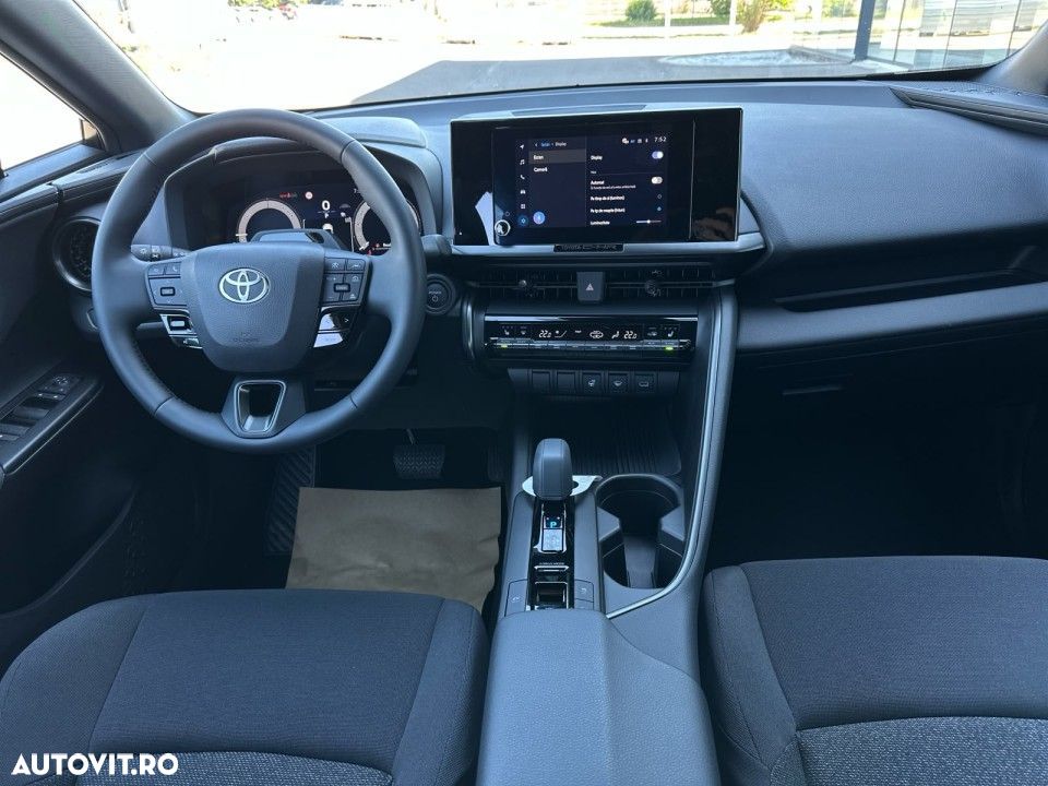 Toyota C-HR - 9