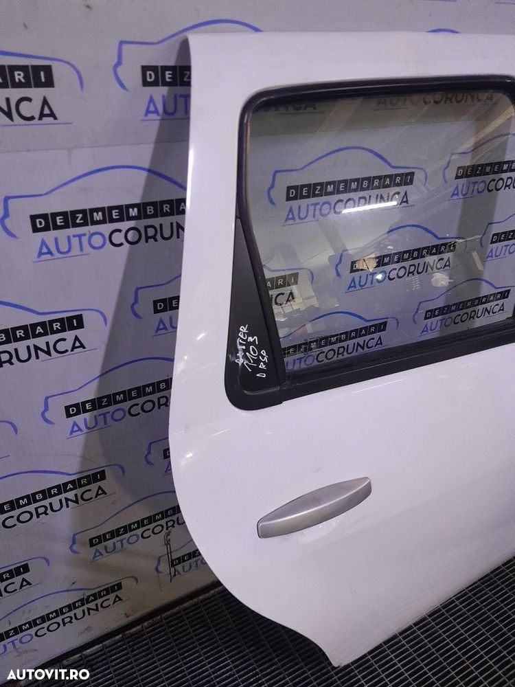 Usa Dreapta Spate Dacia Duster 2010 - 2013 SUV 4 Usi Alb (1103) - 2
