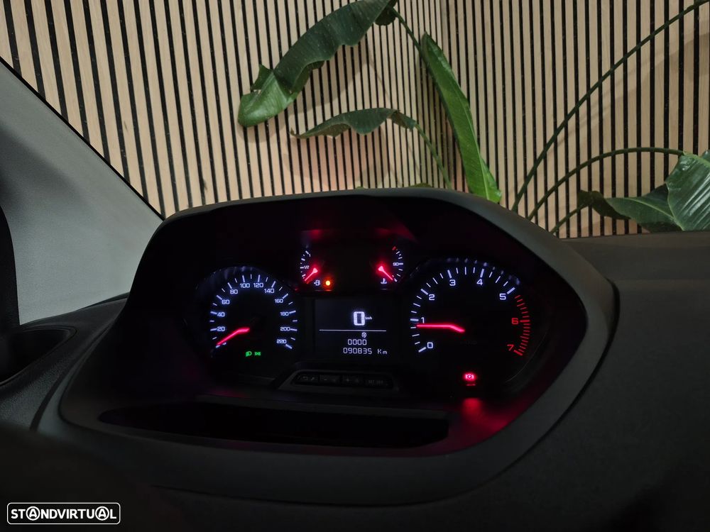 Peugeot Partner LONGA - 90.000KM | GARANTIA | NACIONAL - 3 LUGARES - 16