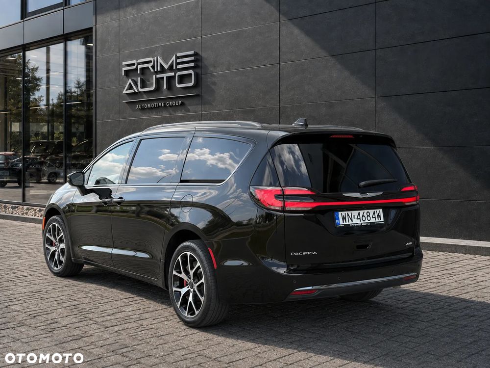 Chrysler Pacifica - 10
