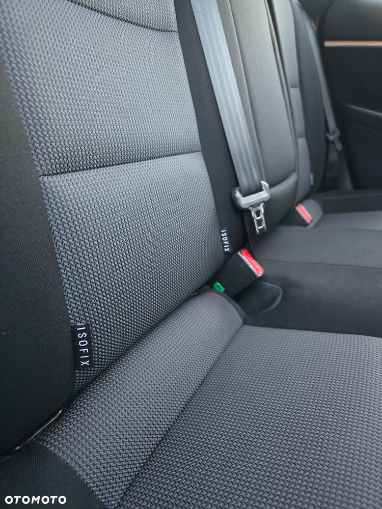 Hyundai i30 1.4 Trend - 14