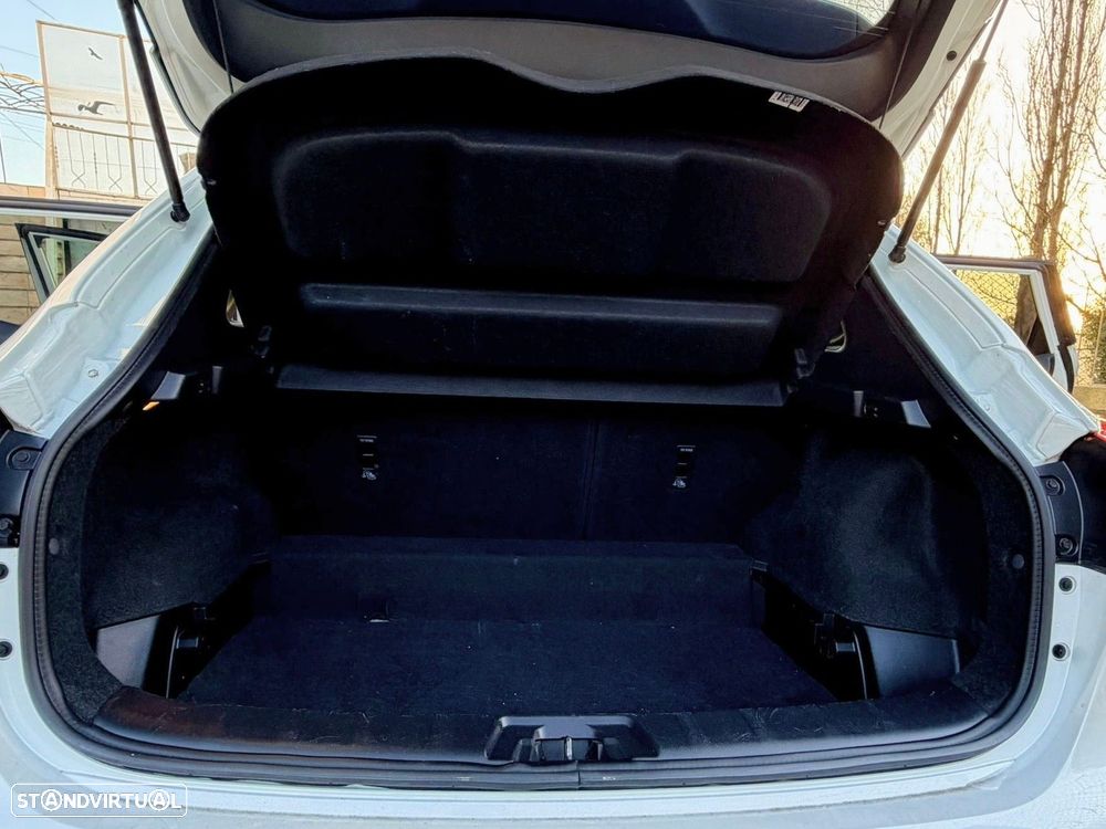Nissan Qashqai 1.2 DIG-T N-Connecta - 12