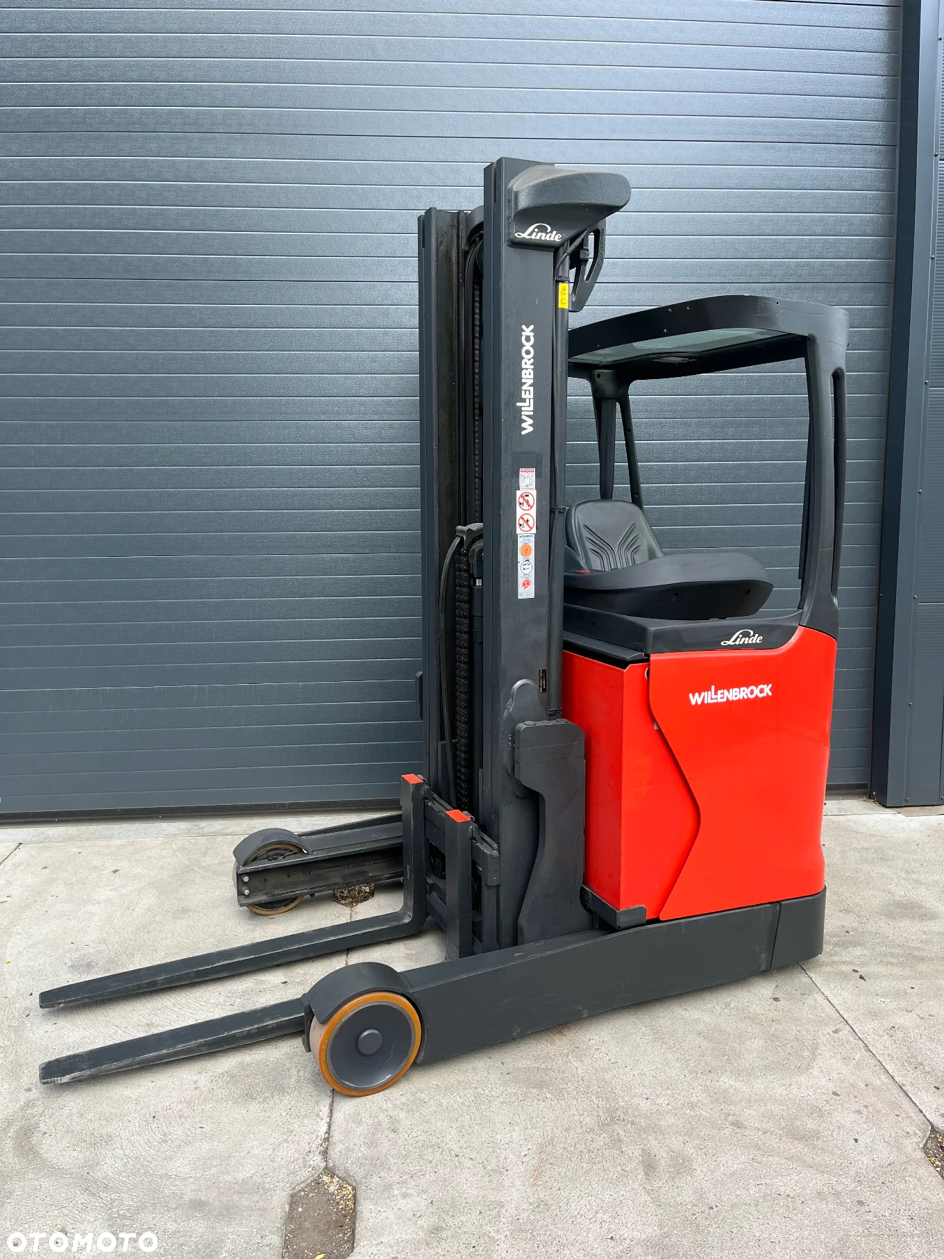 Linde Elektryczny wózek wysokiego składowania R16B / 1120 TRIPLEX przesuw boczny - 13