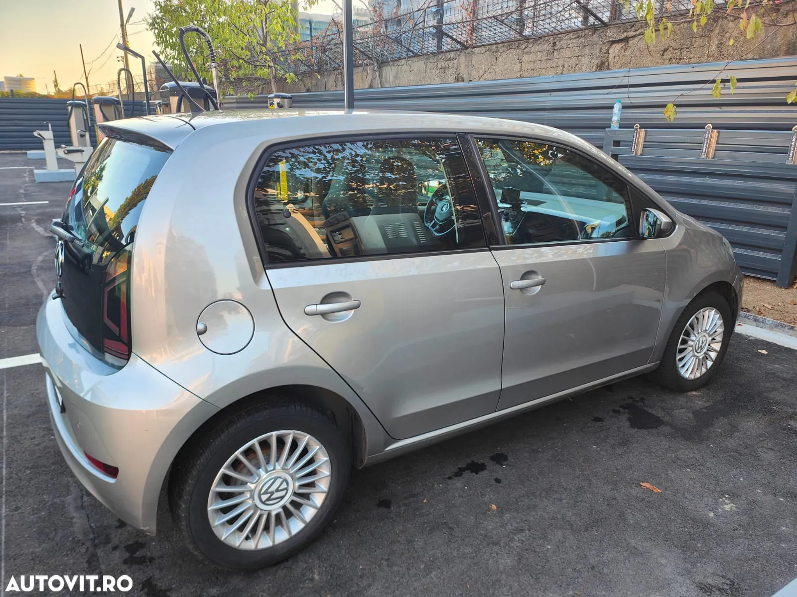 Volkswagen up! - 3