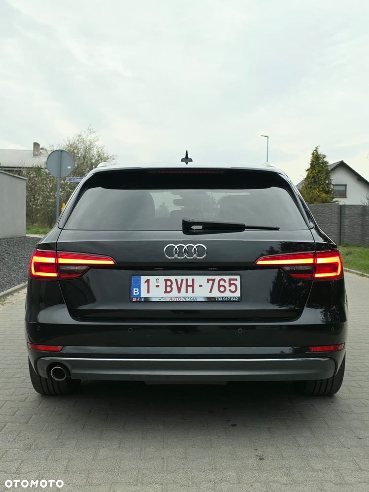 Audi A4 Avant 2.0 TDI ultra S tronic sport - 12
