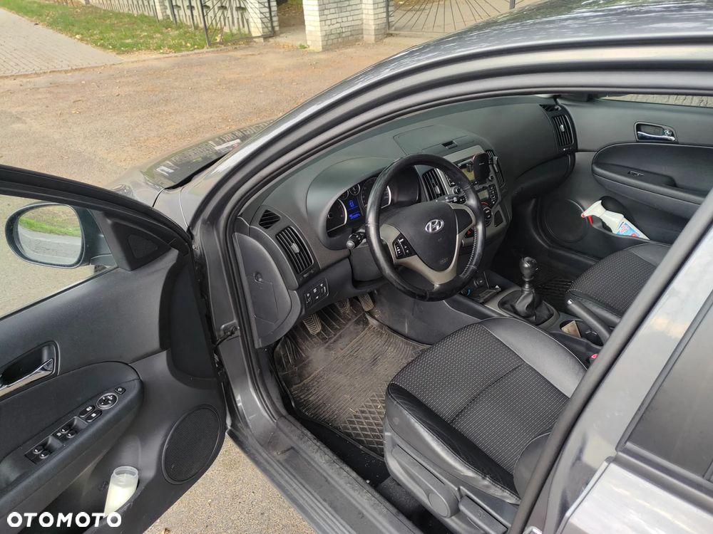 Hyundai i30 1.6 CRDi Premium - 7