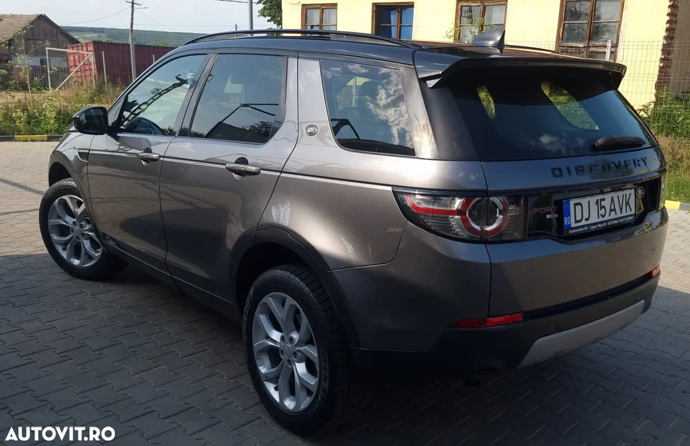 Land Rover Discovery Sport 2.0 D180 MHEV HSE - 2