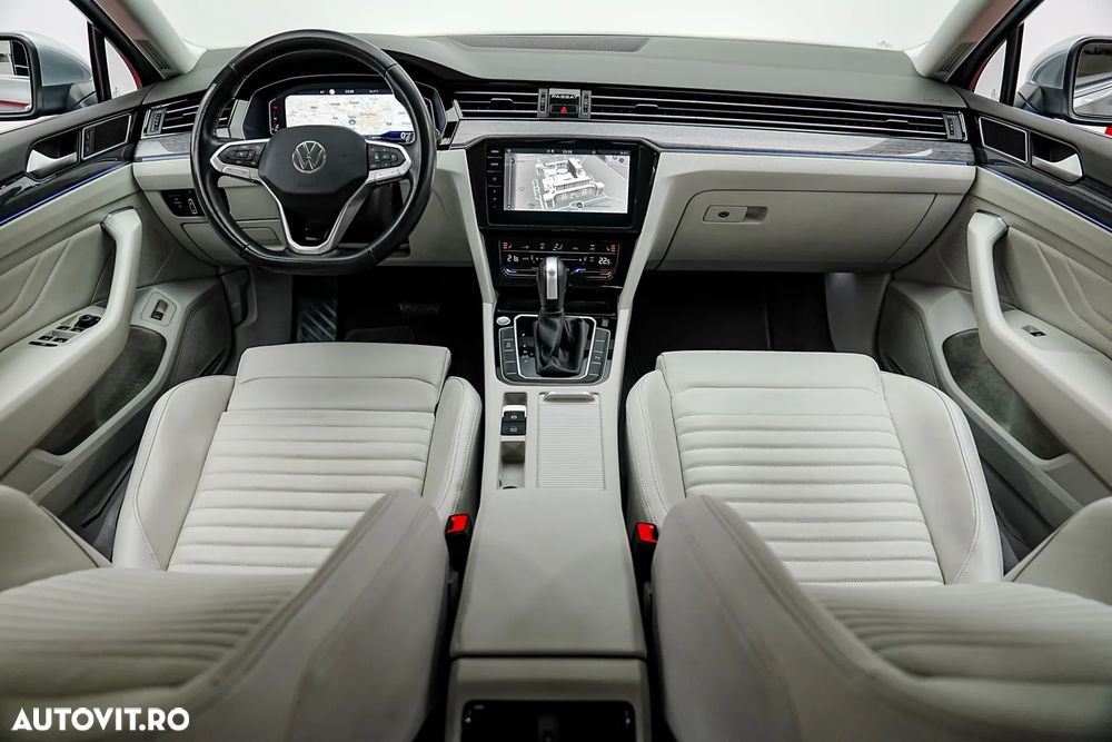 Volkswagen Passat 2.0 TDI DSG Highline - 2