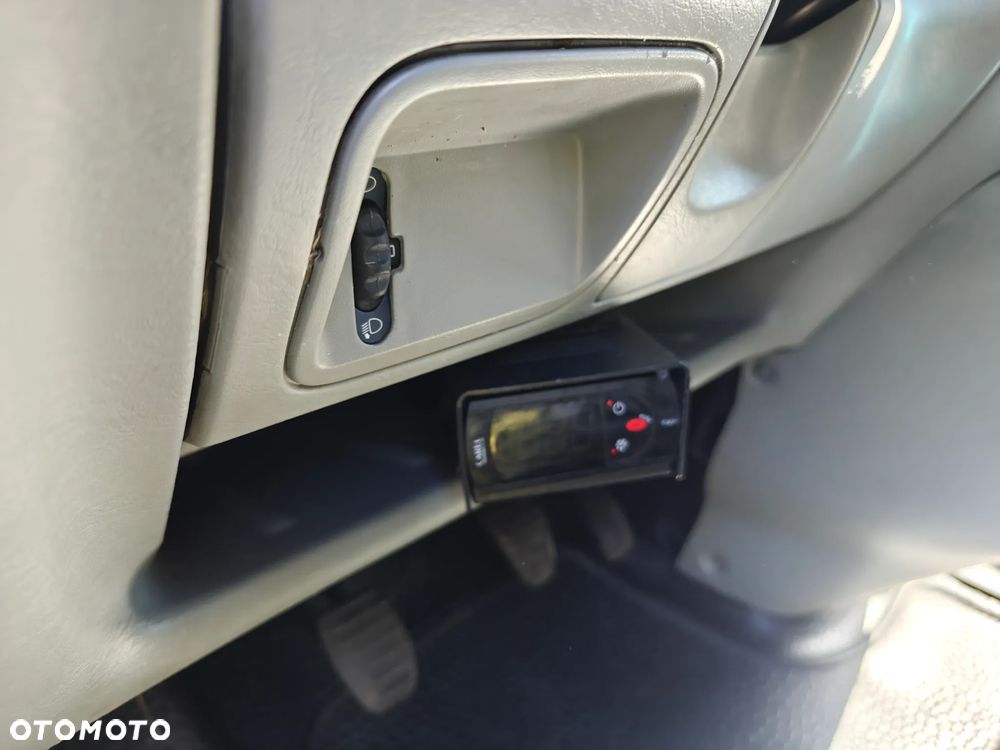 Opel Vivaro Traffic Chłodnia - 13