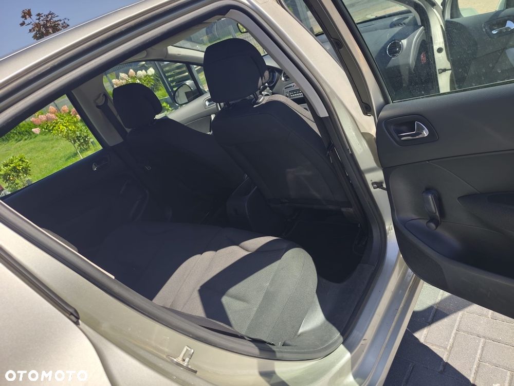 Peugeot 308 - 4