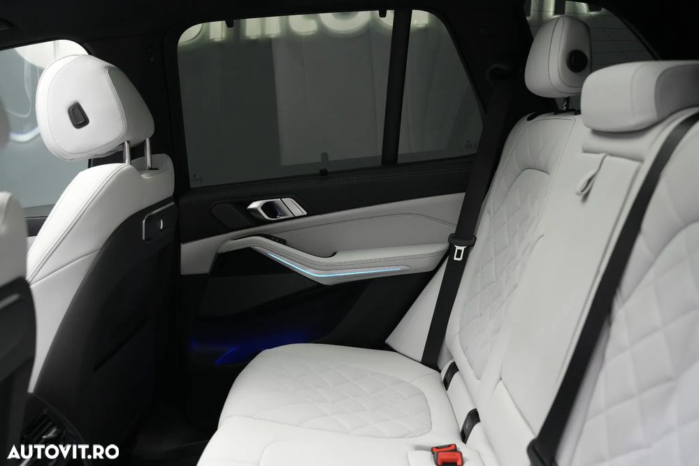 BMW X5 M M60i xDrive AT MHEV - 8