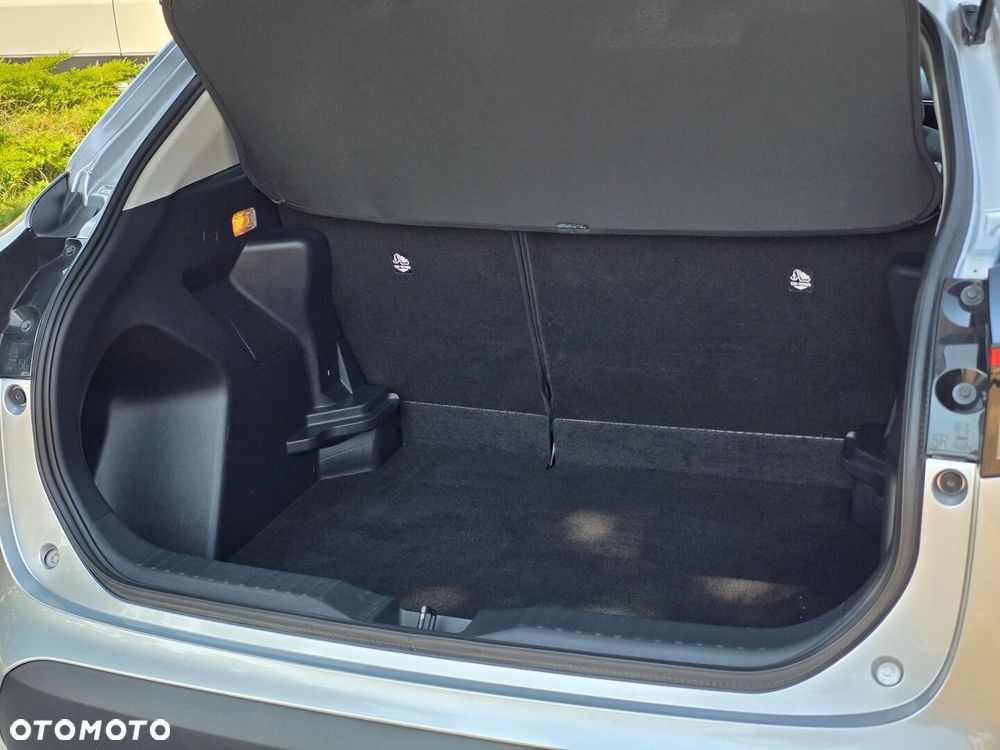 Toyota Yaris Cross Hybrid 1.5 Comfort - 28