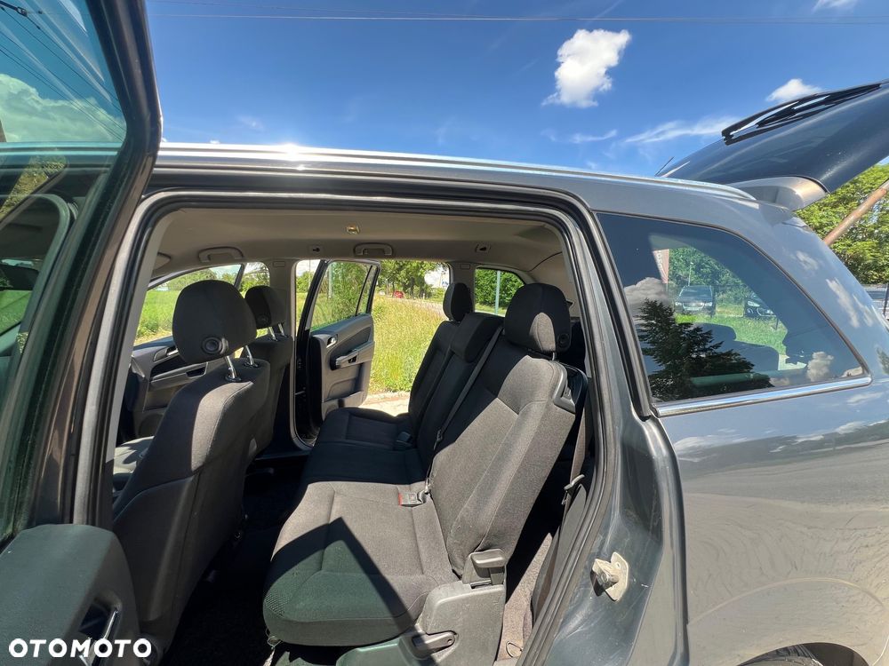 Opel Zafira - 13
