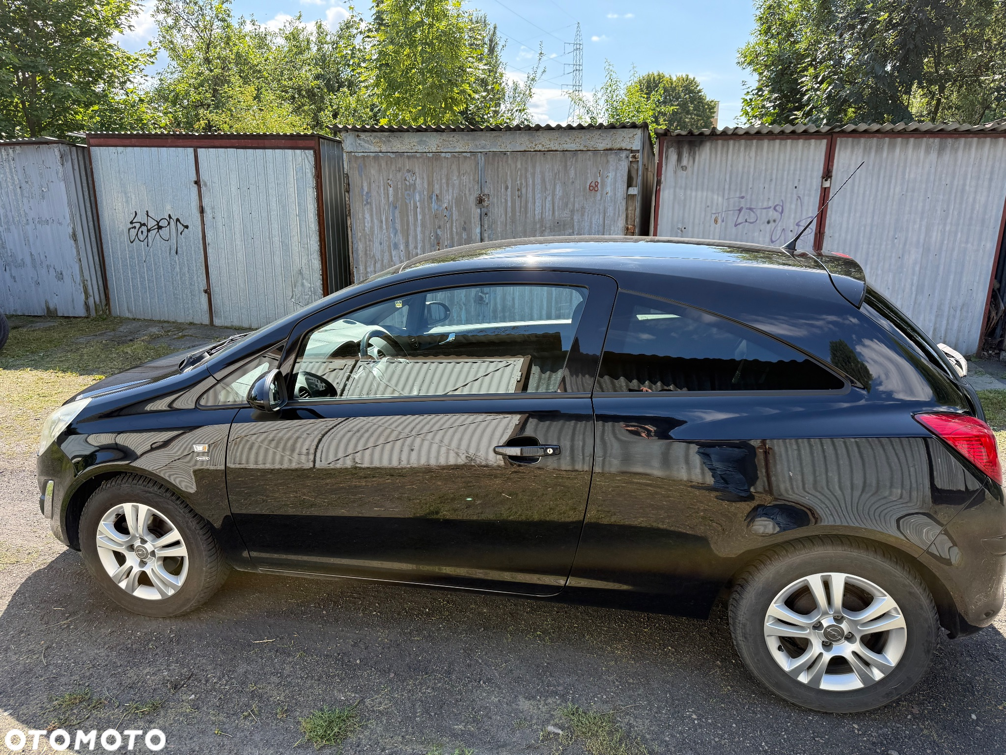 Opel Corsa 1.4 16V Satellite - 9