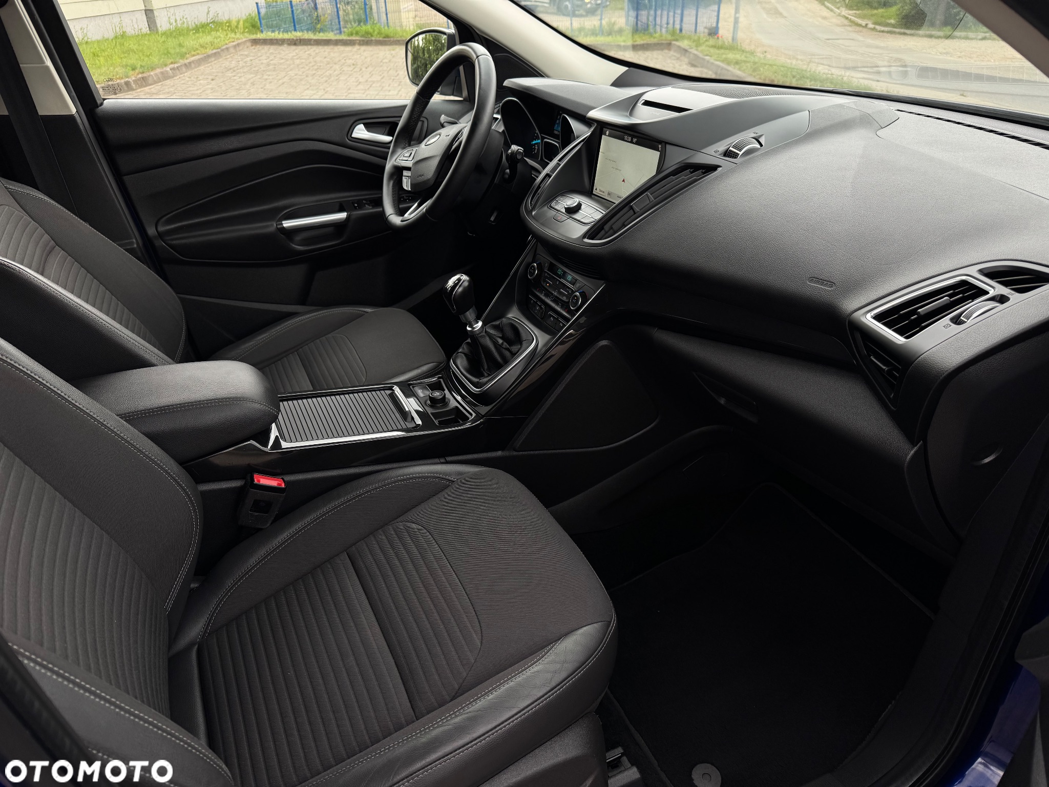Ford Kuga 1.6 EcoBoost 2x4 Titanium - 15