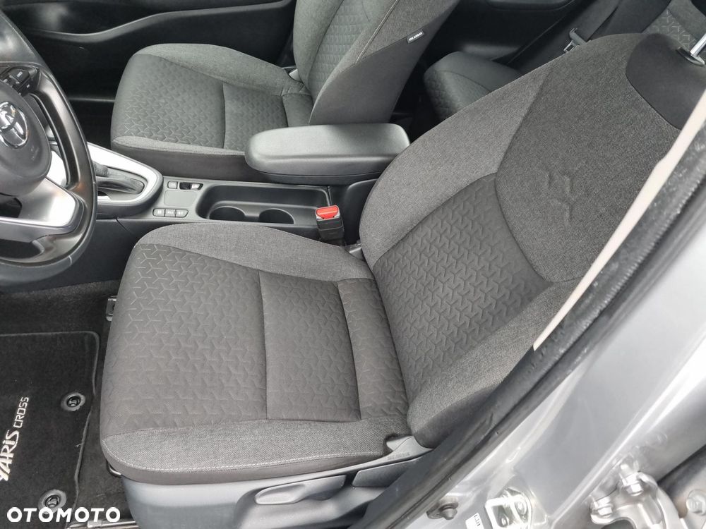 Toyota Yaris Cross Hybrid 1.5 Comfort - 16