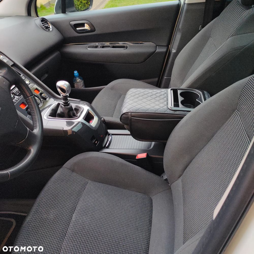 Peugeot 5008 1.6 HDi Style 7os - 14