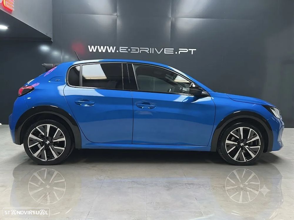 Peugeot 208 PureTech 130 EAT8 GT Pack - 4