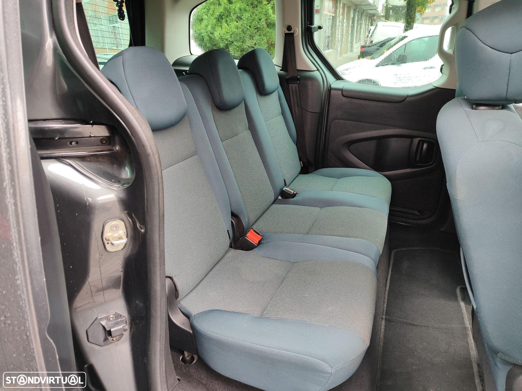 Citroën Berlingo 1.6 BlueHdi 100cv - 5 Lugares - 5
