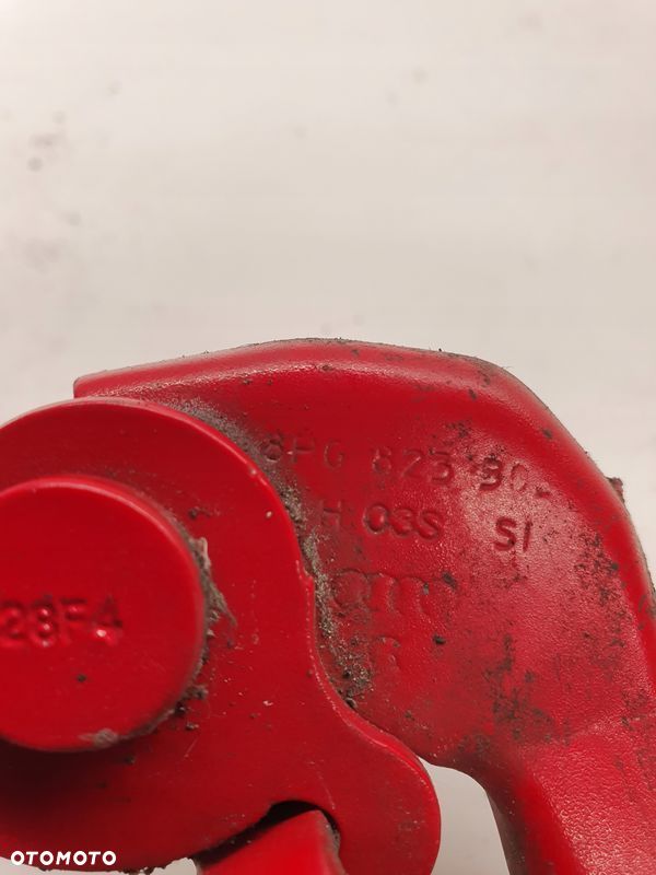 ZAWIAS MASKI PRAWY AUDI A3 8P LIFT 8P0823302 LY3J - 3