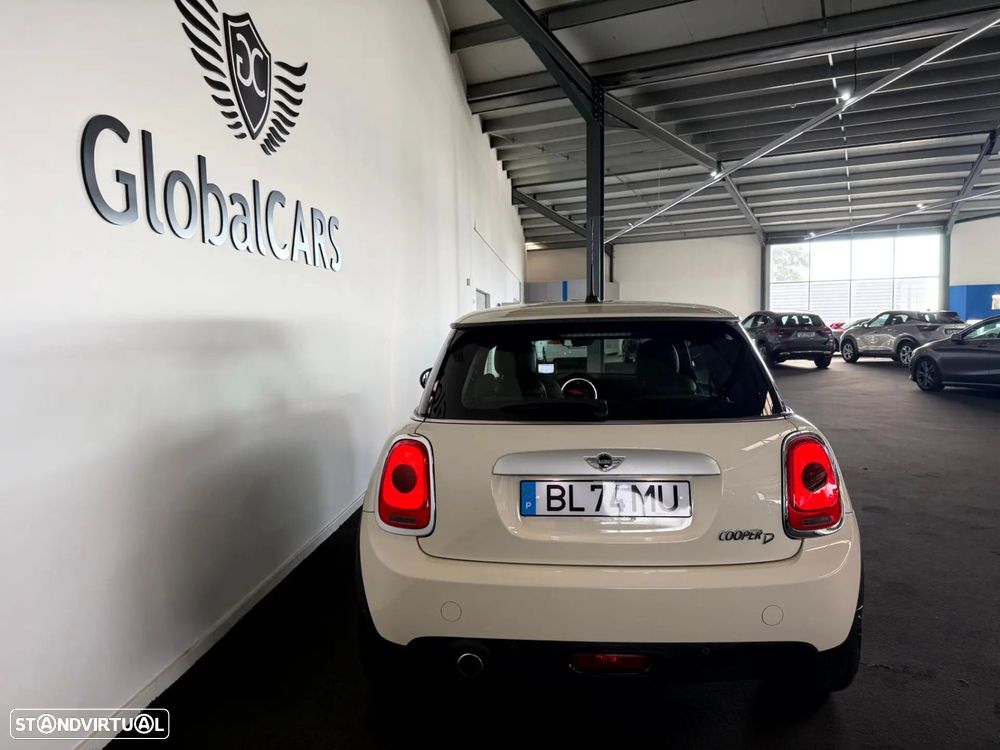 MINI 3 Portas Cooper D - 27