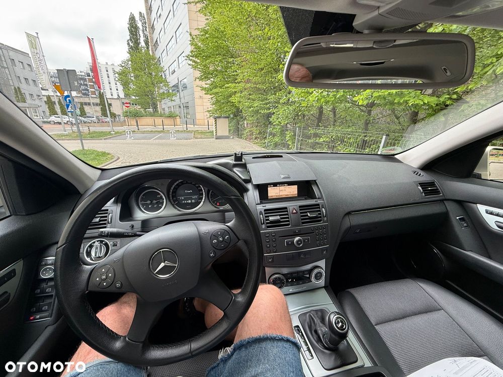 Mercedes-Benz Klasa C 250 (BlueEFFICIENCY) 7G-TRONIC Avantgarde - 11