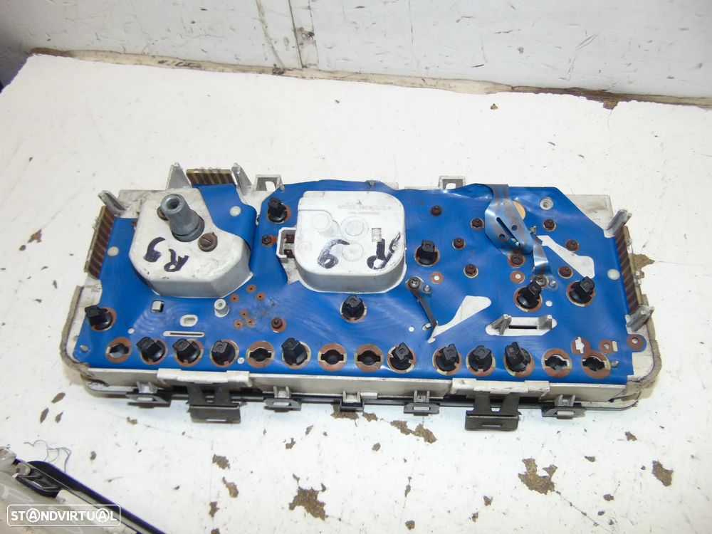 Renault 9/11 conta kilómetros - 8