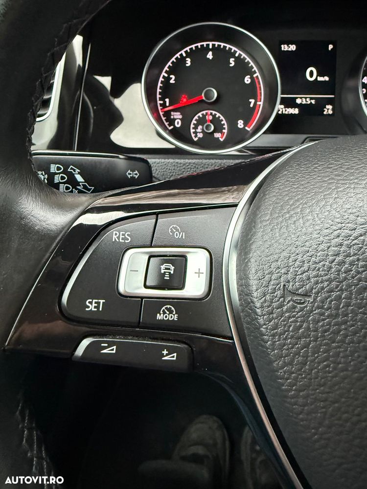 Volkswagen Golf 1.4 TSI BlueMotion Technology DSG Highline - 24