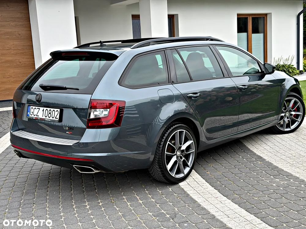 Skoda Octavia 2.0 TSI RS 230 DSG - 9