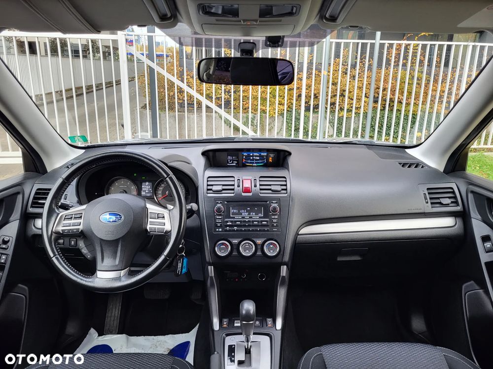 Subaru Forester 2.0i Comfort Lineartronic - 10