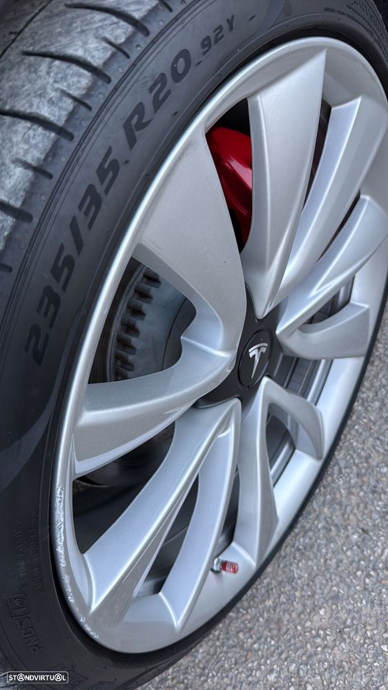 Tesla Model 3 Performance Dual Motor AWD - 17