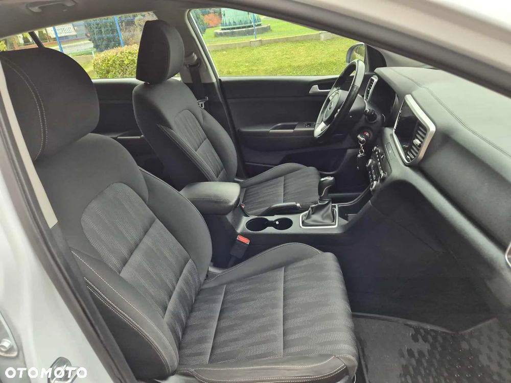 Kia Sportage 1.6 GDI 2WD Attract - 13