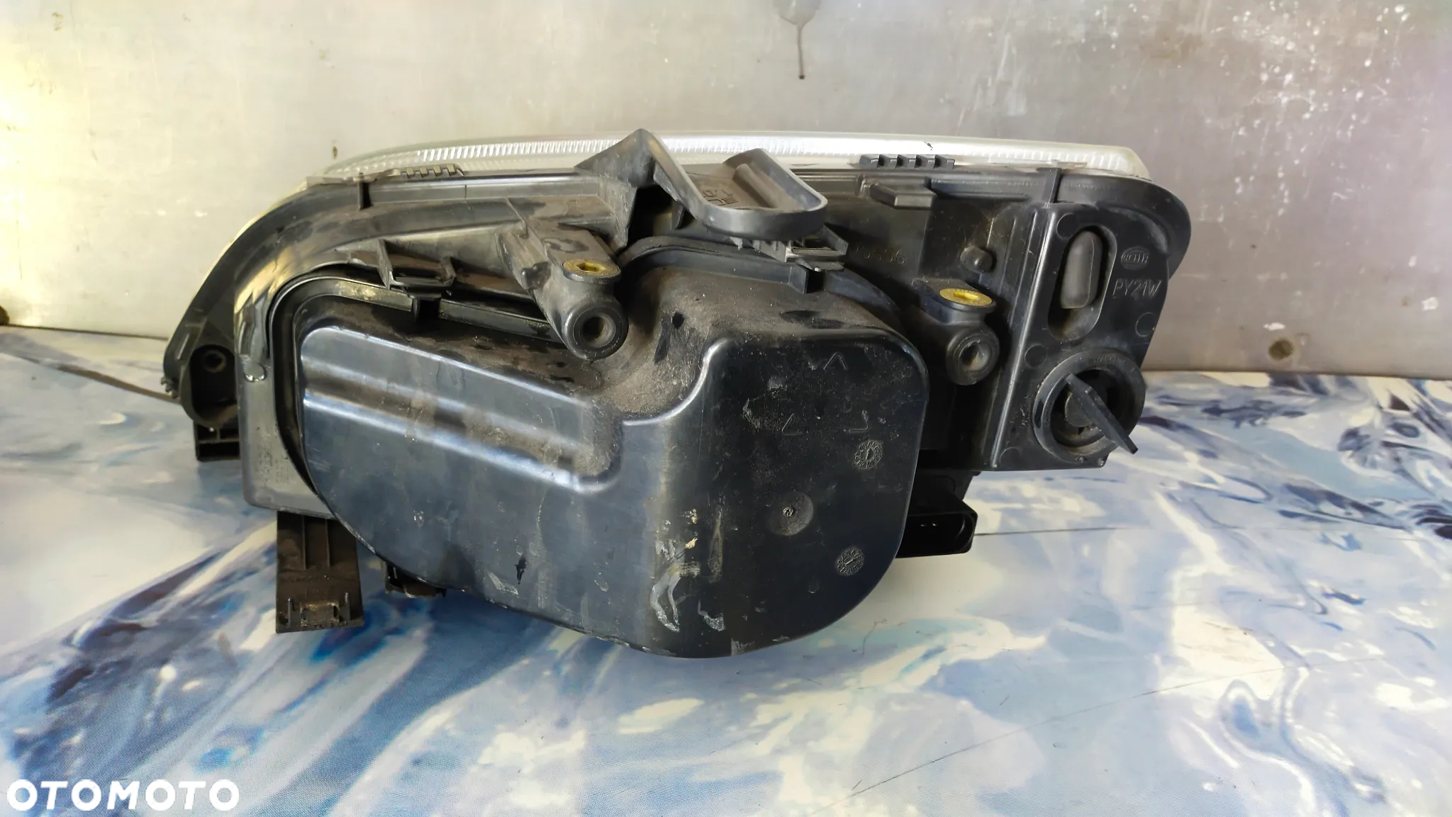 FORD  FOCUS C MAX 2005 lampa przednia LEWA - 5