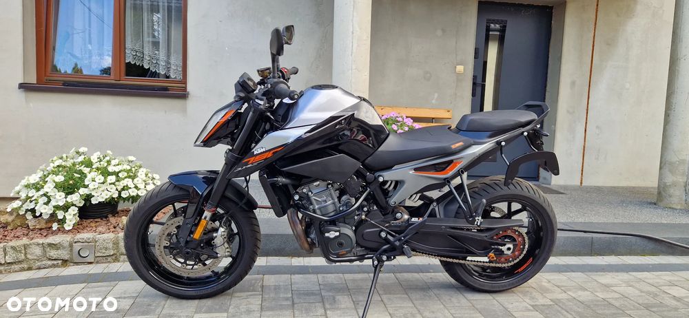 KTM Duke 790 - 10