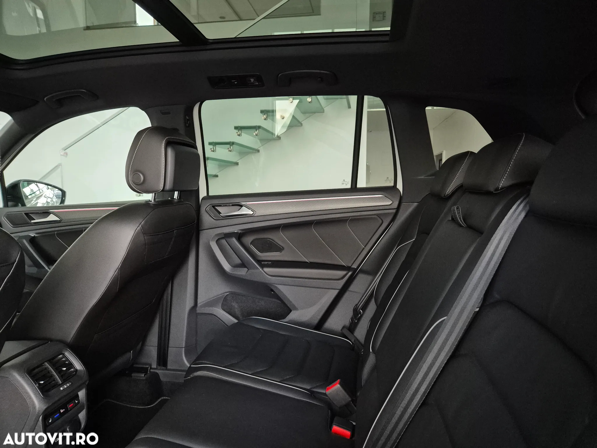 Volkswagen Tiguan 1.5 eHybrid OPF DSG R-Line - 10